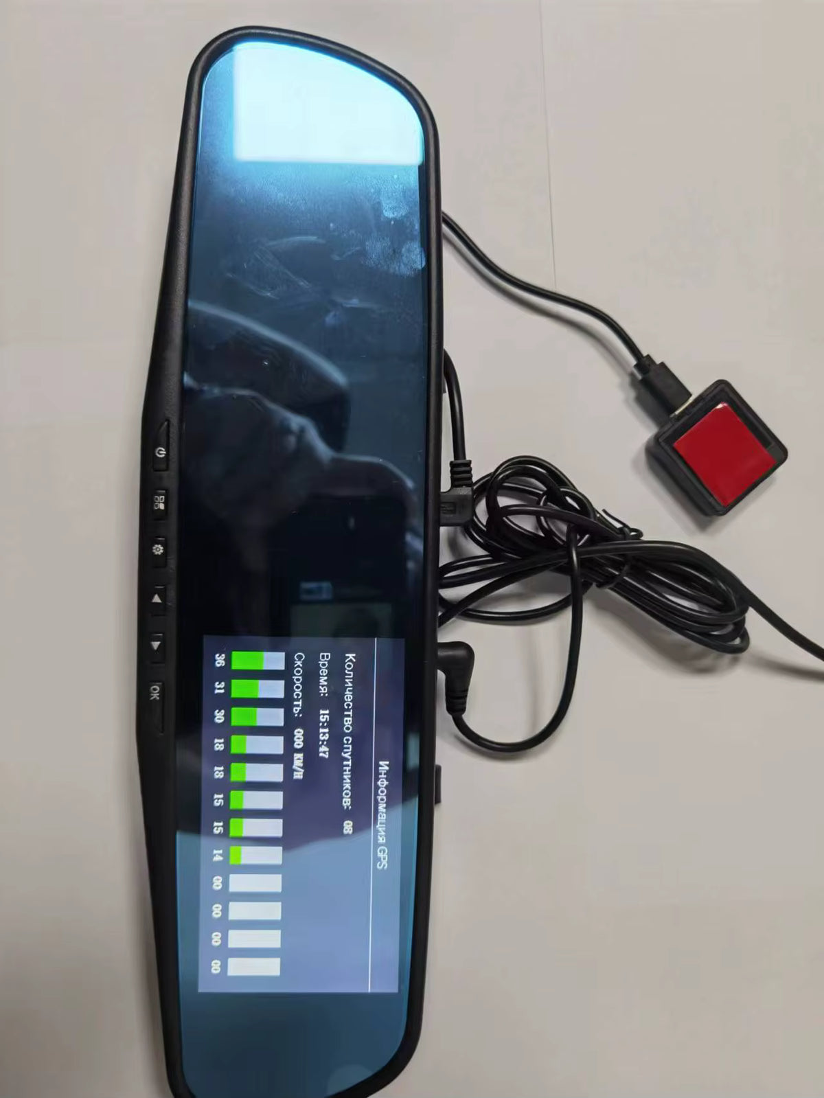 RETROVISOR INTELIGENTENTE CON DUAL CAMARA